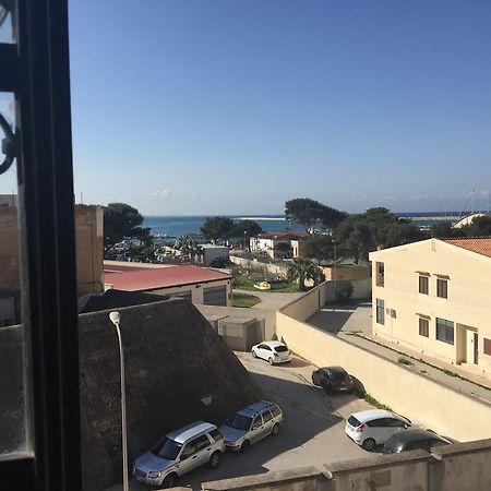 Il Bastione Duca D'Aosta Bed & Breakfast Трапани Екстериор снимка